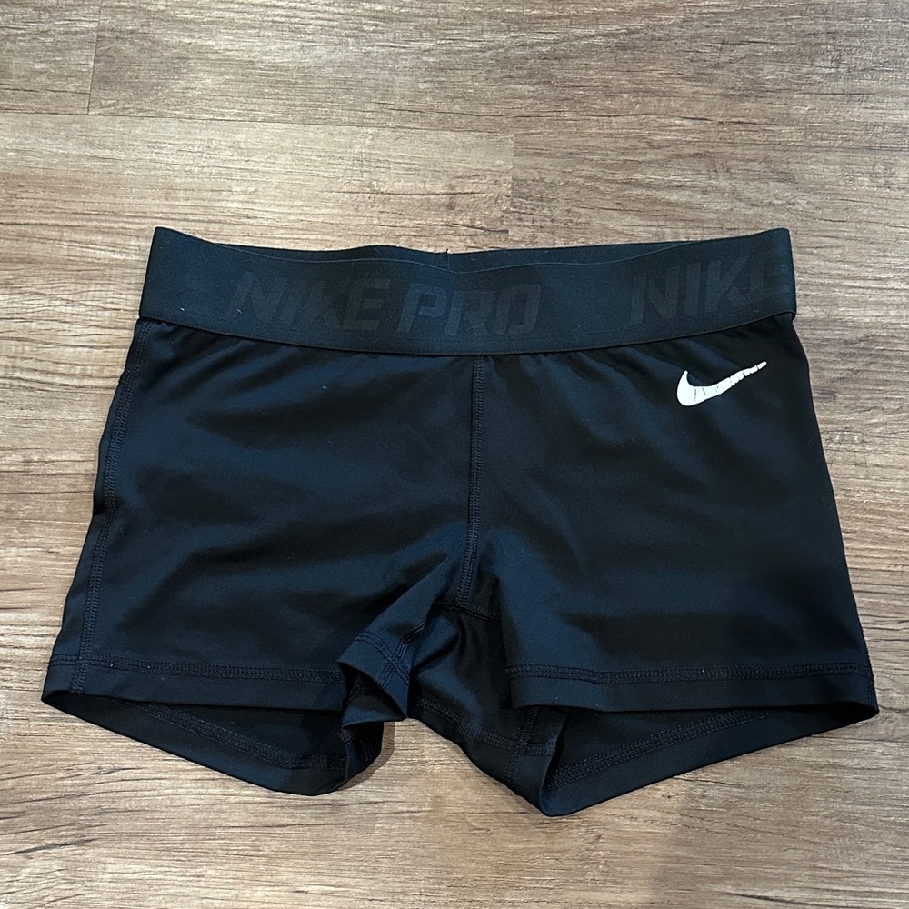 Nike Pro Women's Black Hot Shorts